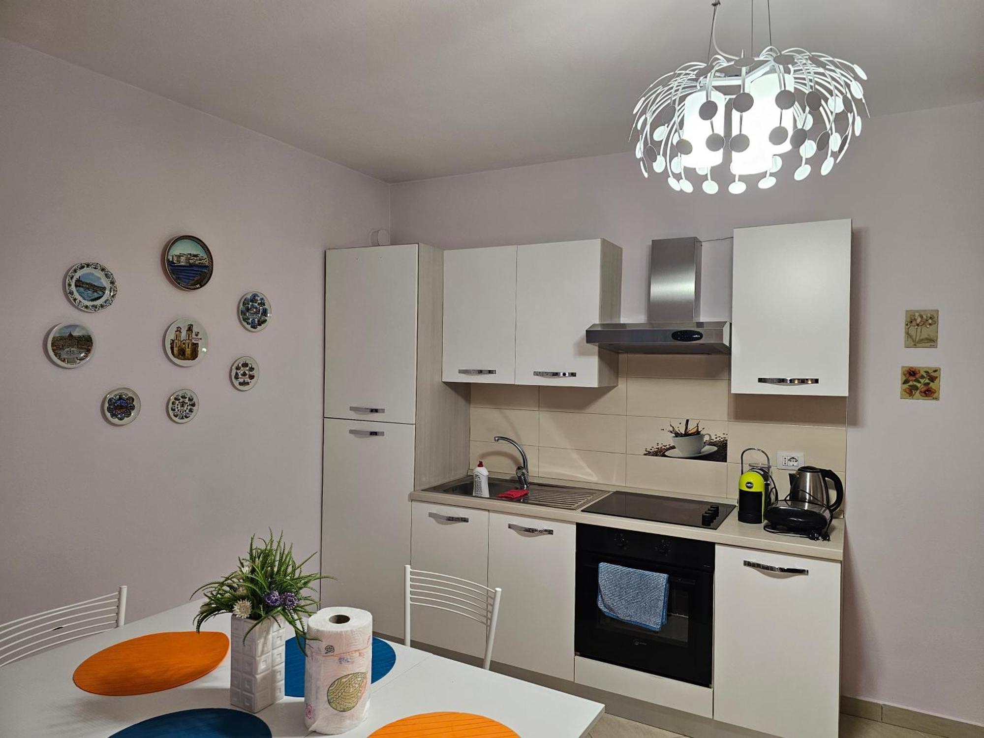 Bral Apartments 8 Two-Bedroom Beachfront ドゥラス エクステリア 写真